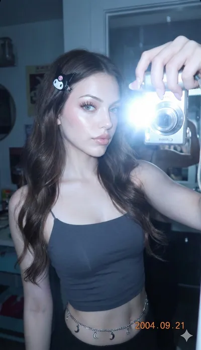 Woman's selfie generated by AIGH AI Graphics Hub